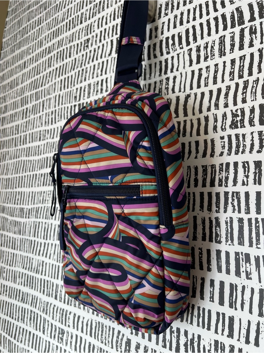 Vera Bradley retro ribbons Ultralight Essential Sling Backpack Travel Crossbody - Picture 10 of 11